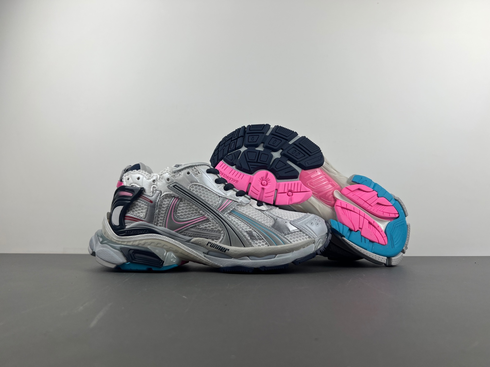 Balenciaga 772774-W3RNY-0322