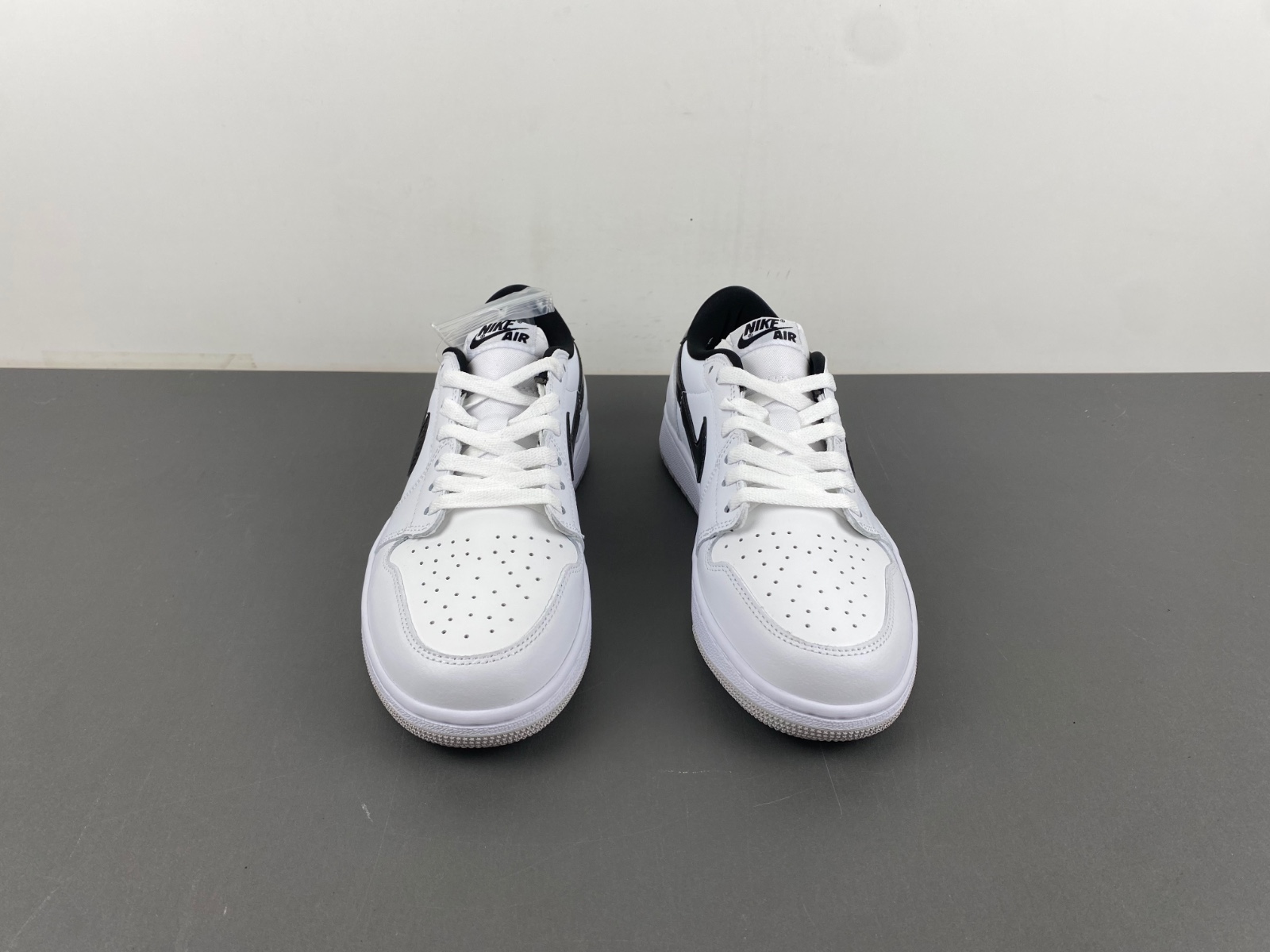 Air Jordan 1 Low FB9933-102