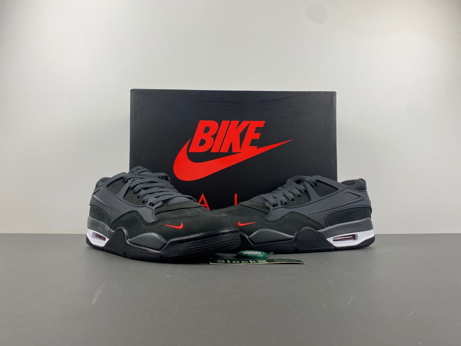 Air Jordan 4 RM SP Nigel Sylvester Driveway Grey HF4334-004