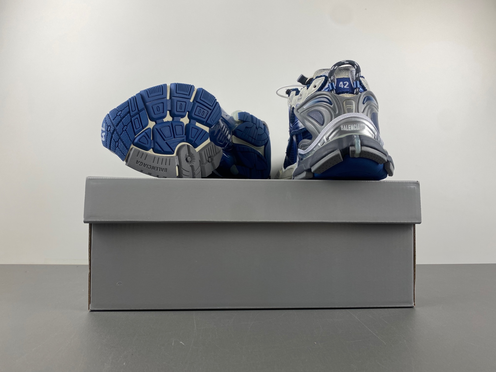 Balenciaga 772774-WRUNG -2410