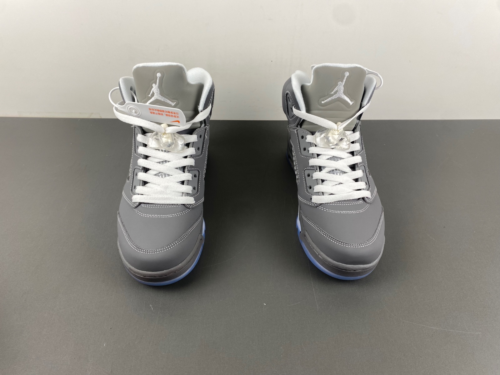 Jordan 5 Retro Wolf Grey 136027-005