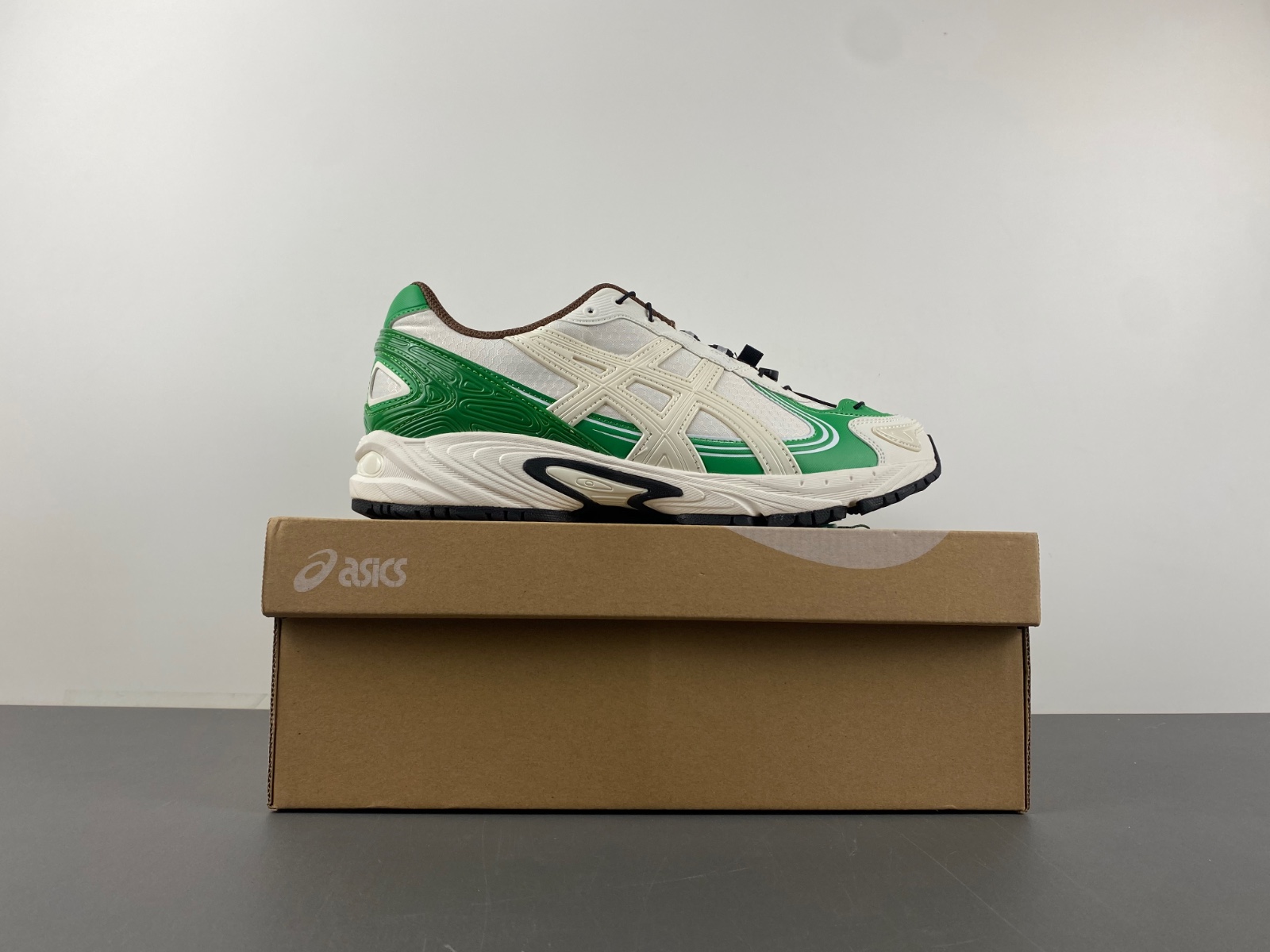 Asics Gel-Kahana Tr V4 "Black Silver" 1203A586-100