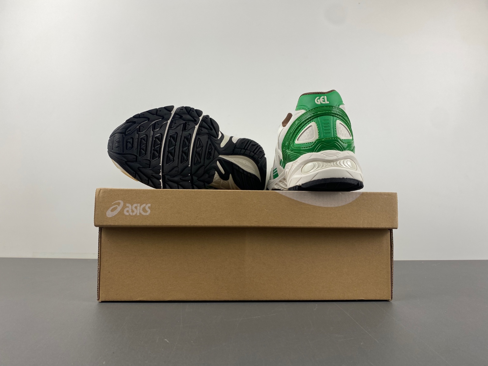 Asics Gel-Kahana Tr V4 "Black Silver" 1203A586-100