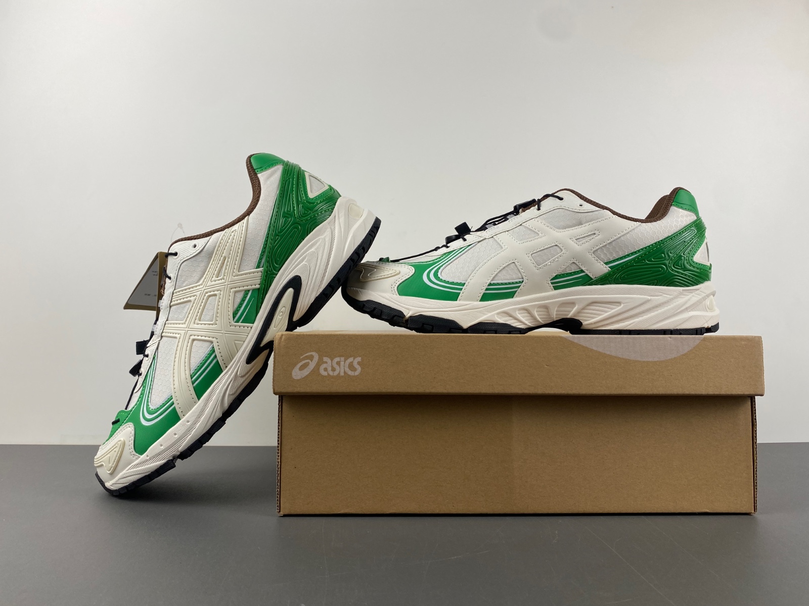 Asics Gel-Kahana Tr V4 "Black Silver" 1203A586-100