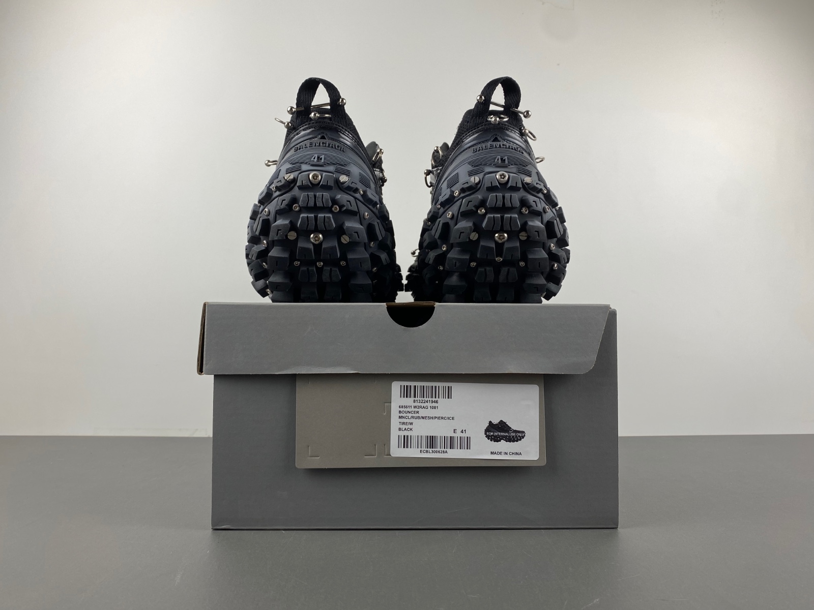 Balenciaga 685611-W2RAG 1081