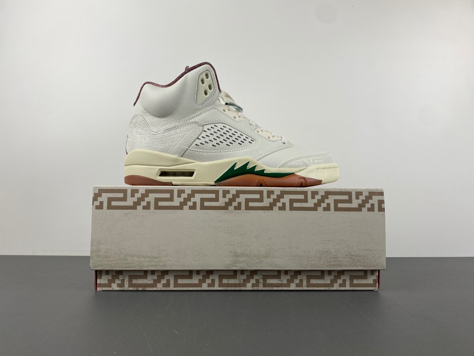 Air Jordan 5 “El Grito”HF8833-100