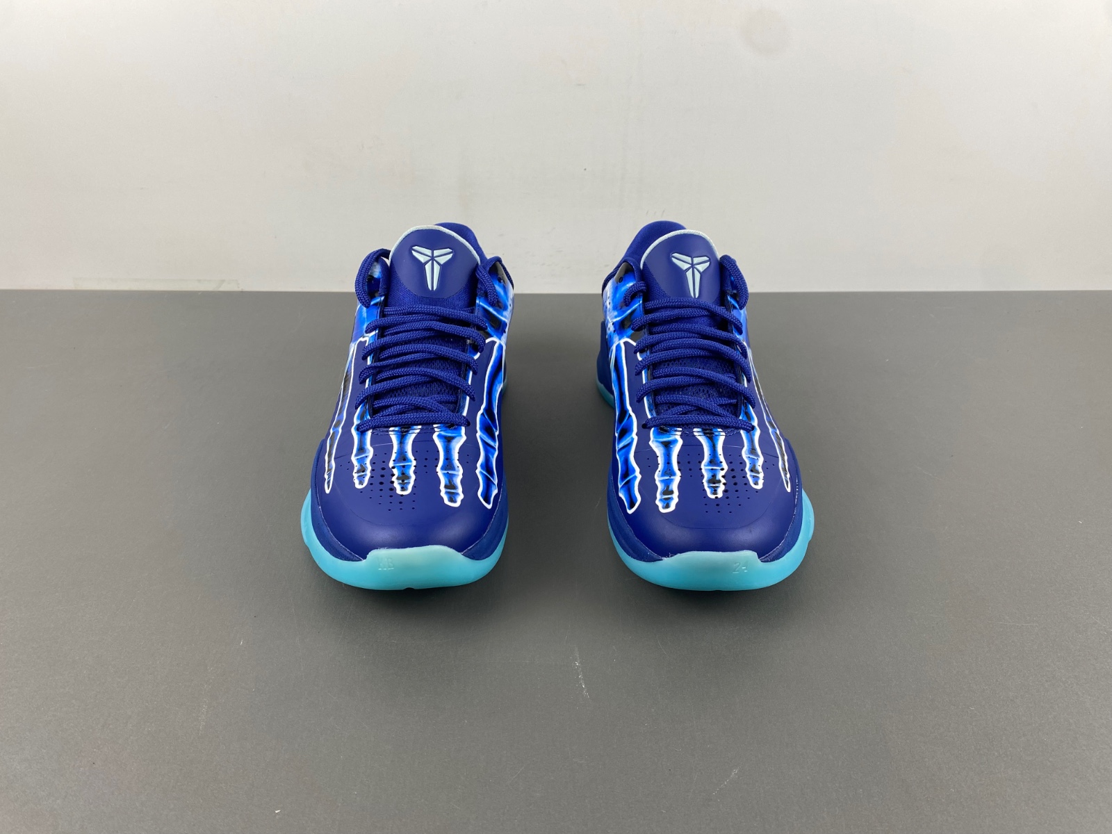 Nike Kobe 5 Protro “X-Ray”  HJ4303-400