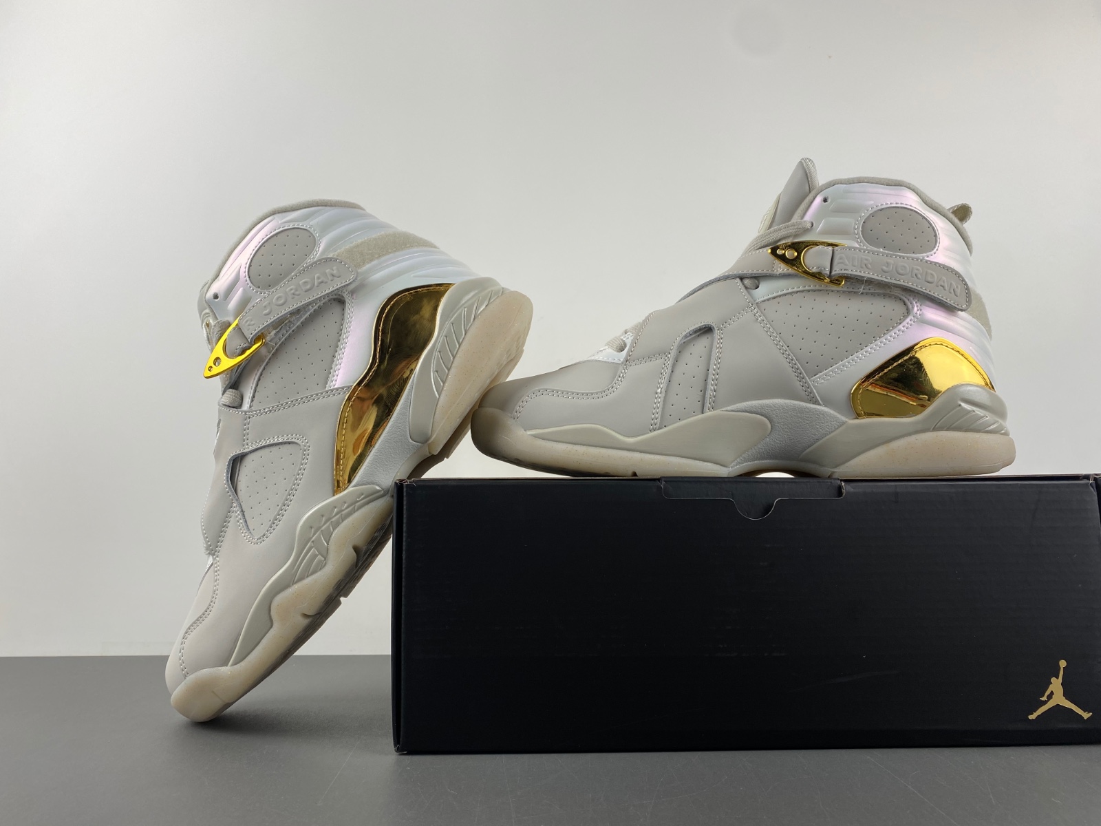 Air Jordan 8 Retro Champagne 832821-030