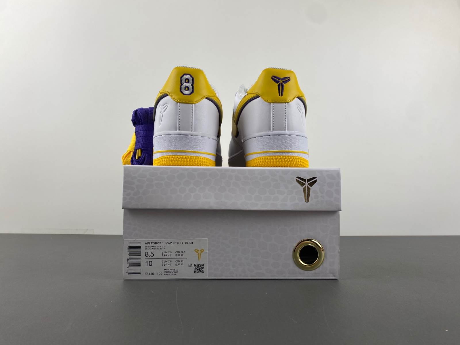 Kobe Bryant x Nike Air Force 1 Low FZ1151-100