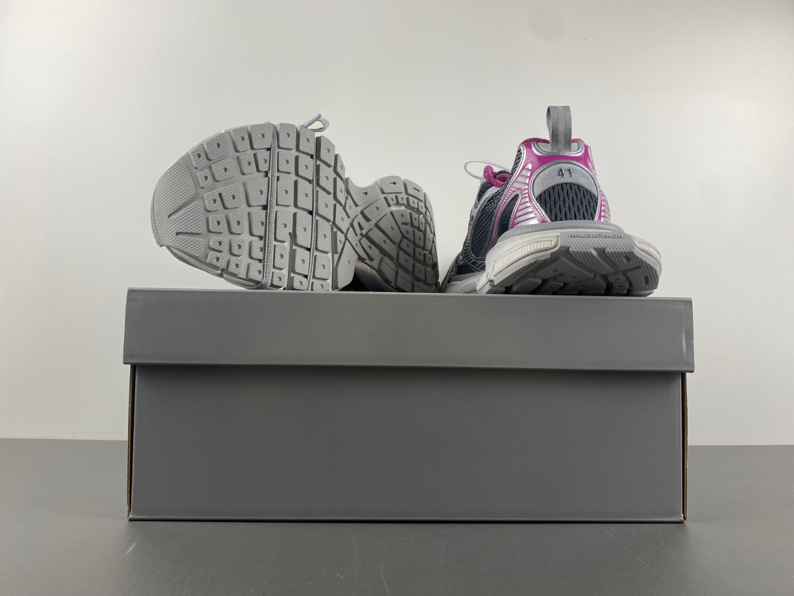 BALENCIAGA -PHANTOM SNEAKER  Grayish purple  734734 W3XLG 0315