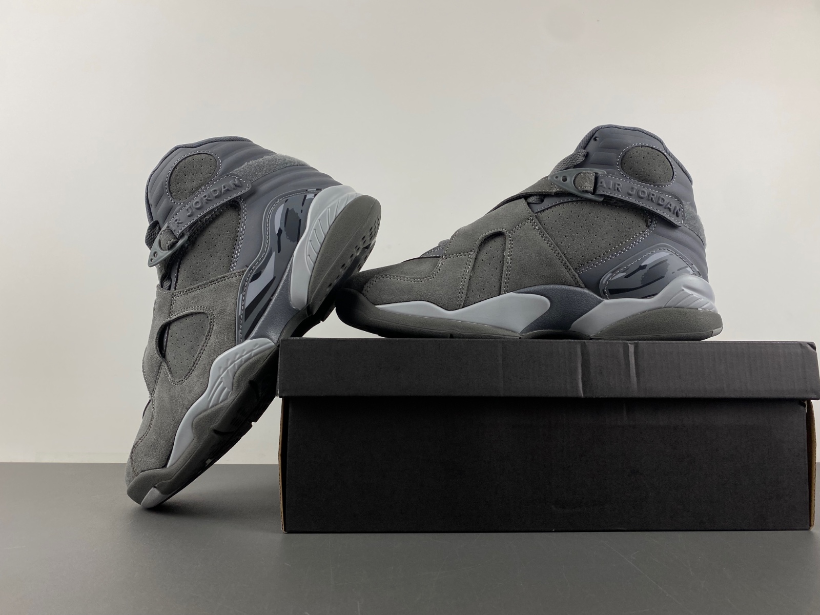 Air Jordan 8 Retro  305381 014