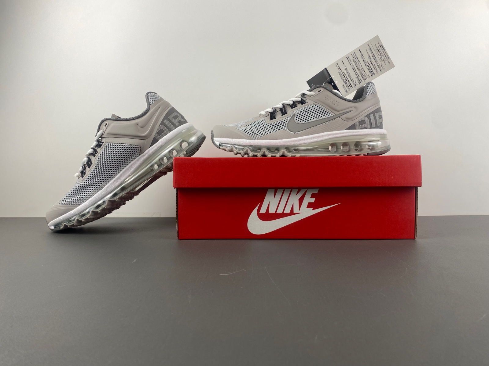 Nike Air Max 2013  FZ4140-025