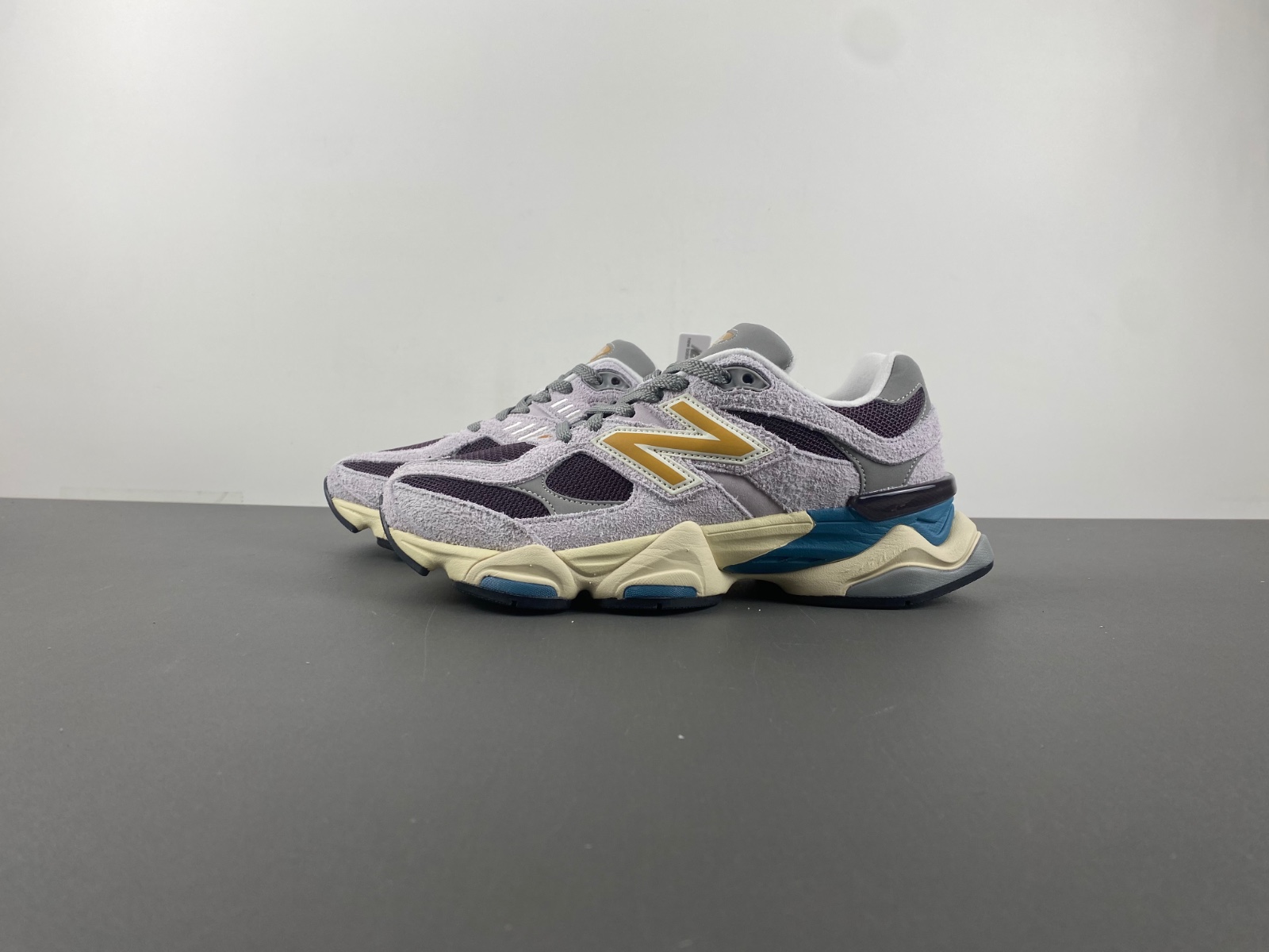 New Balance 9060  U9060SRA