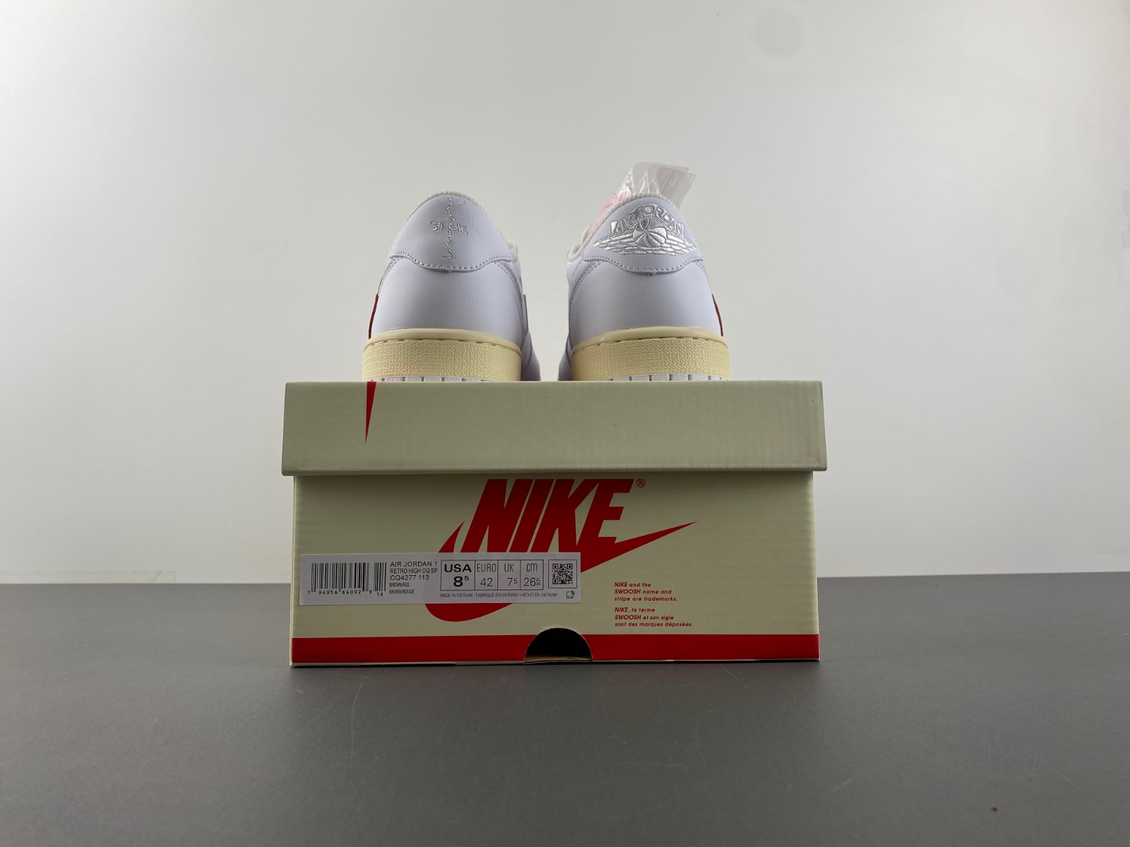 Travis Scott x Air Jordan CQ4277-113