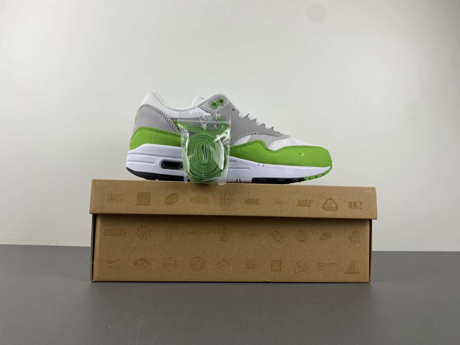 Nike Air Max 1 Patta 20th Anniversary Chlorophyll HF1012-300