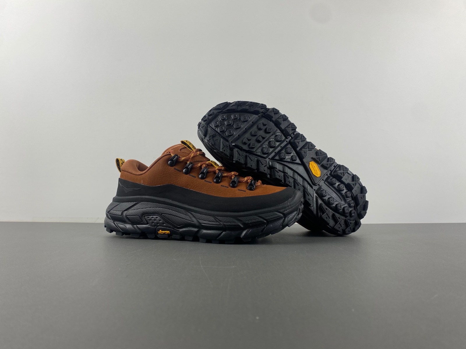 HOKA ONE ONE Tor Summit    1147952