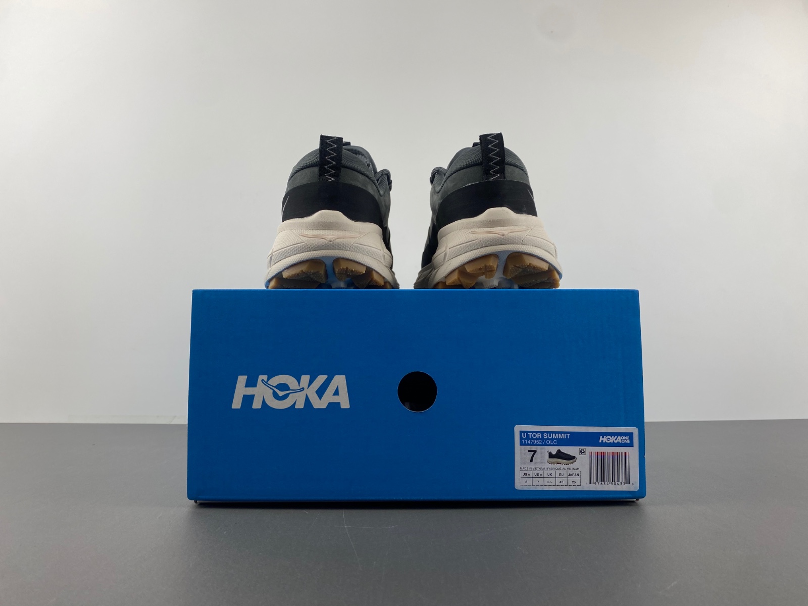 HOKA ONE ONE Tor Summit   1147952