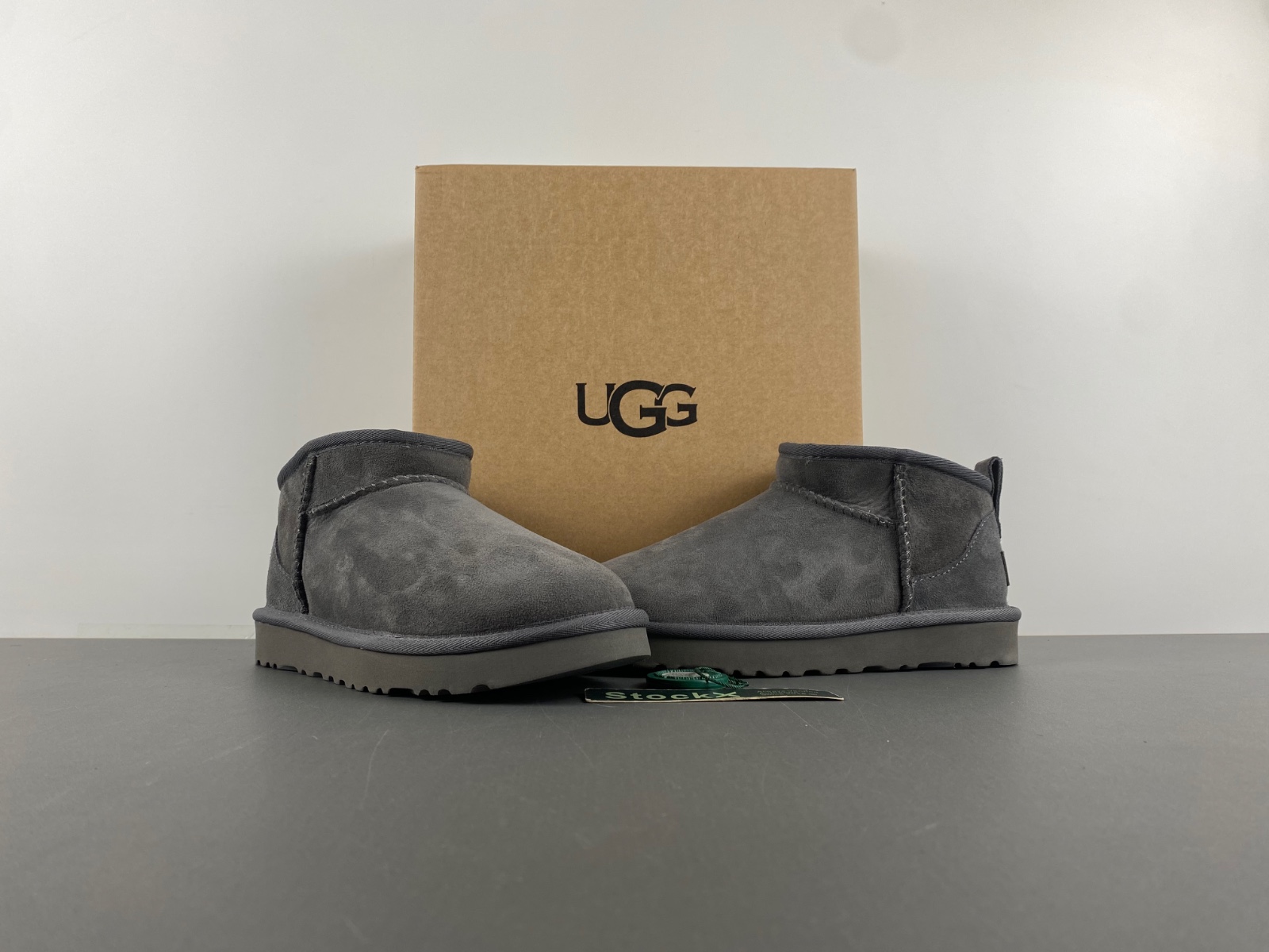 UGG gray W/1116109