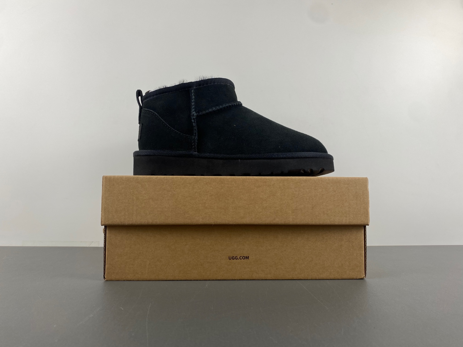 UGG black W/1116109