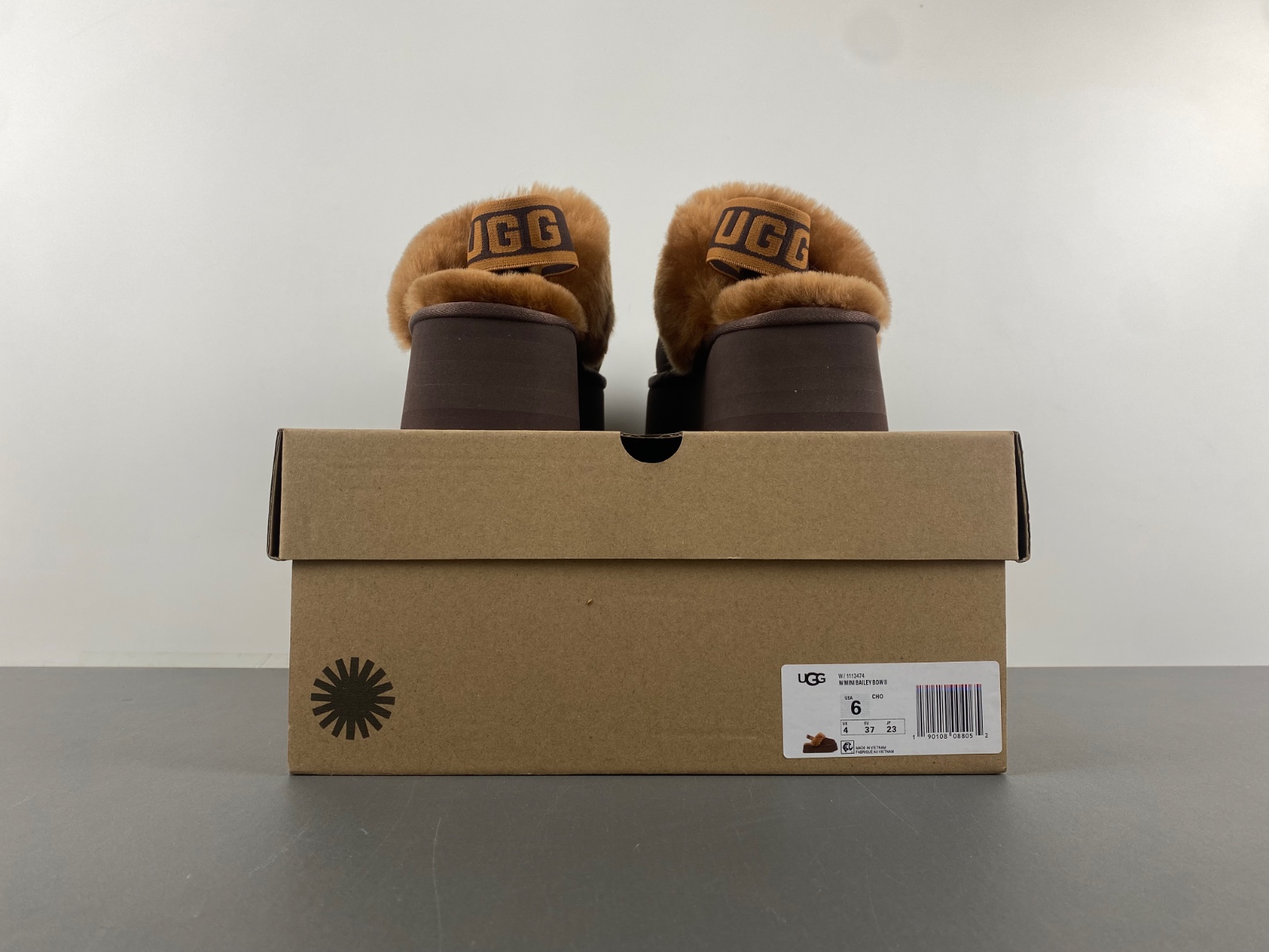 UGG The head has a thick bottom W/1113474