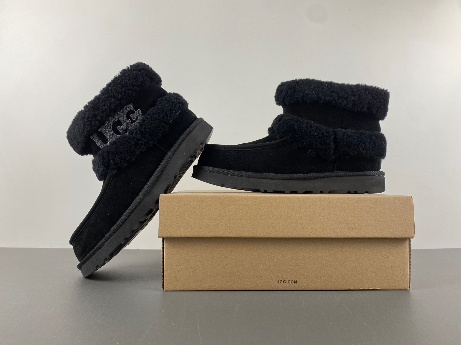 UGG W Ultra Mini Ugg Fluff braun W/1145410