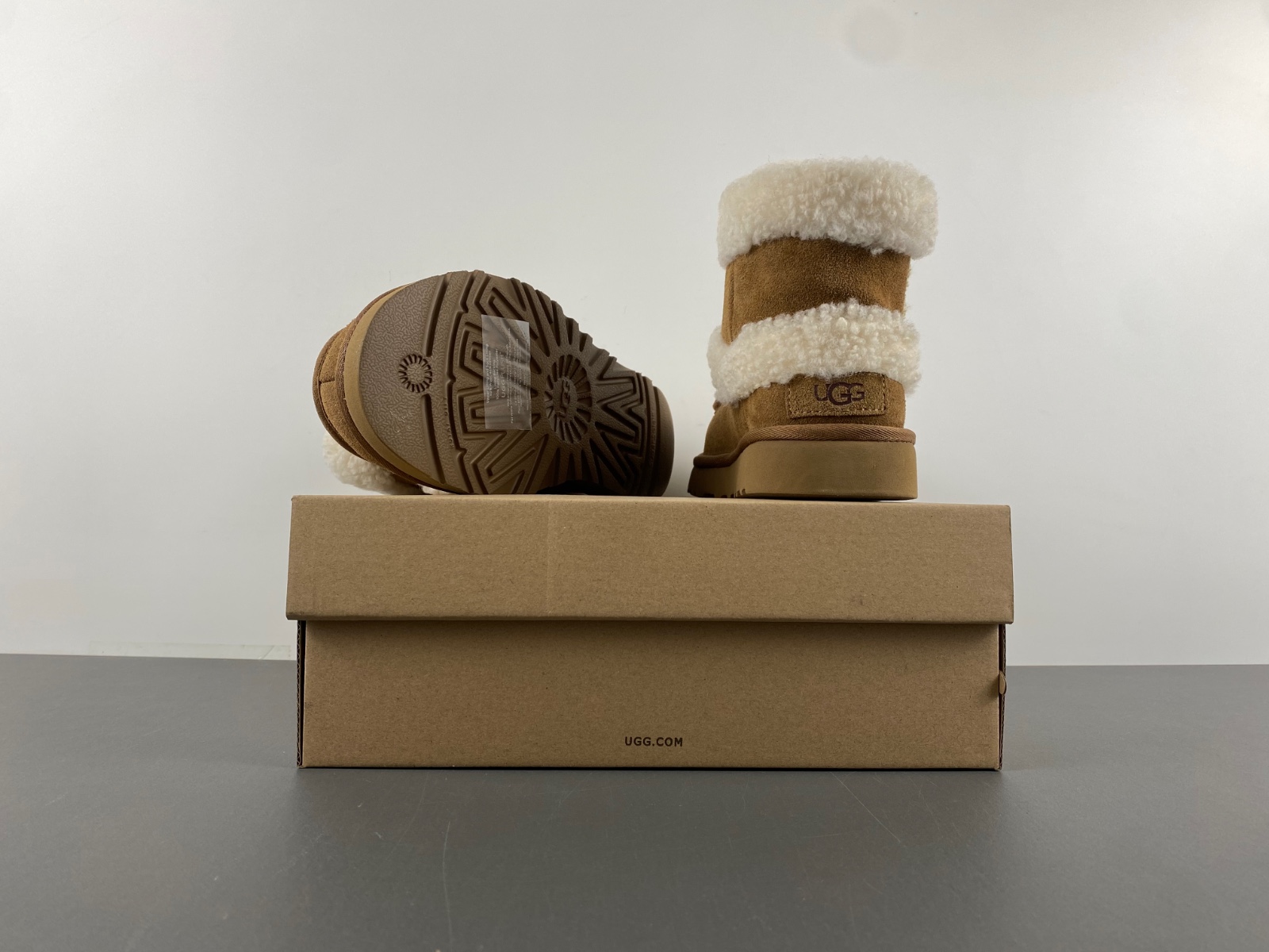 UGG W Ultra Mini Ugg Fluff braun W/1145410