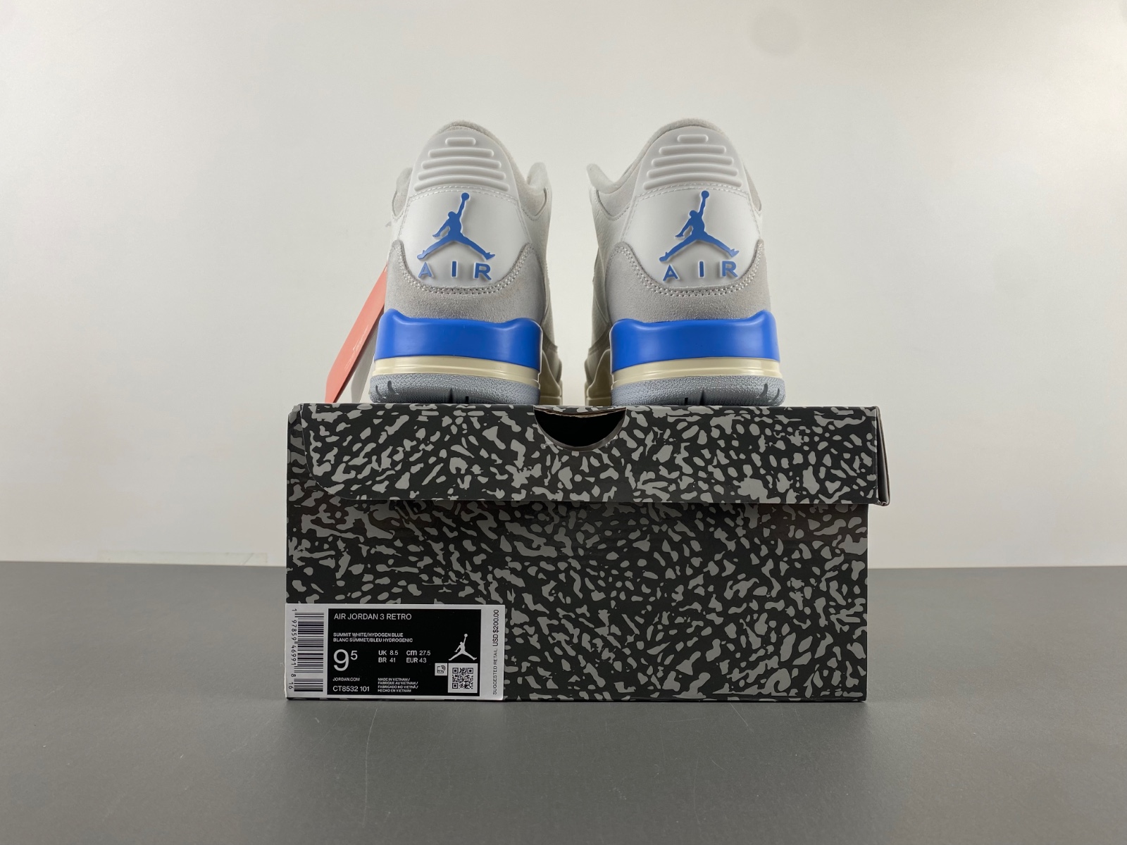 Air Jordan 3 “Lucky Shorts”CT8532-101