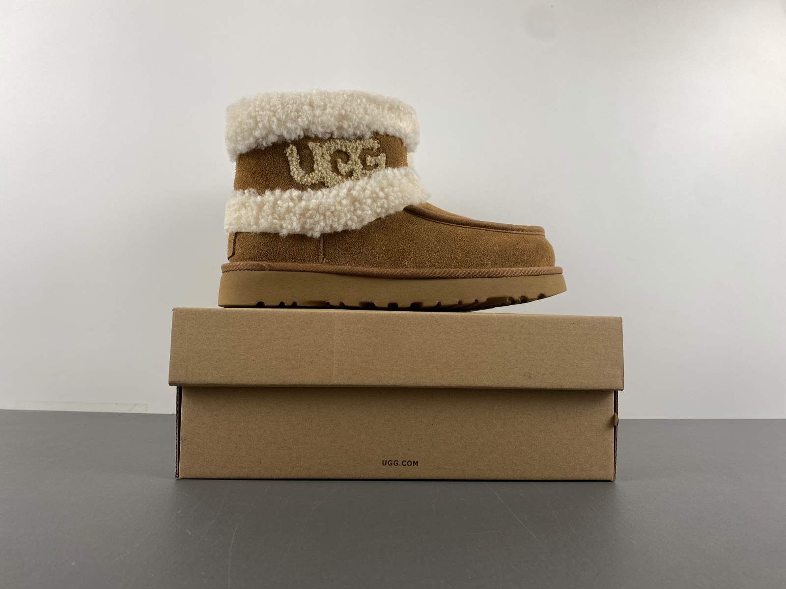 UGG W Ultra Mini Ugg Fluff braun W/1145410