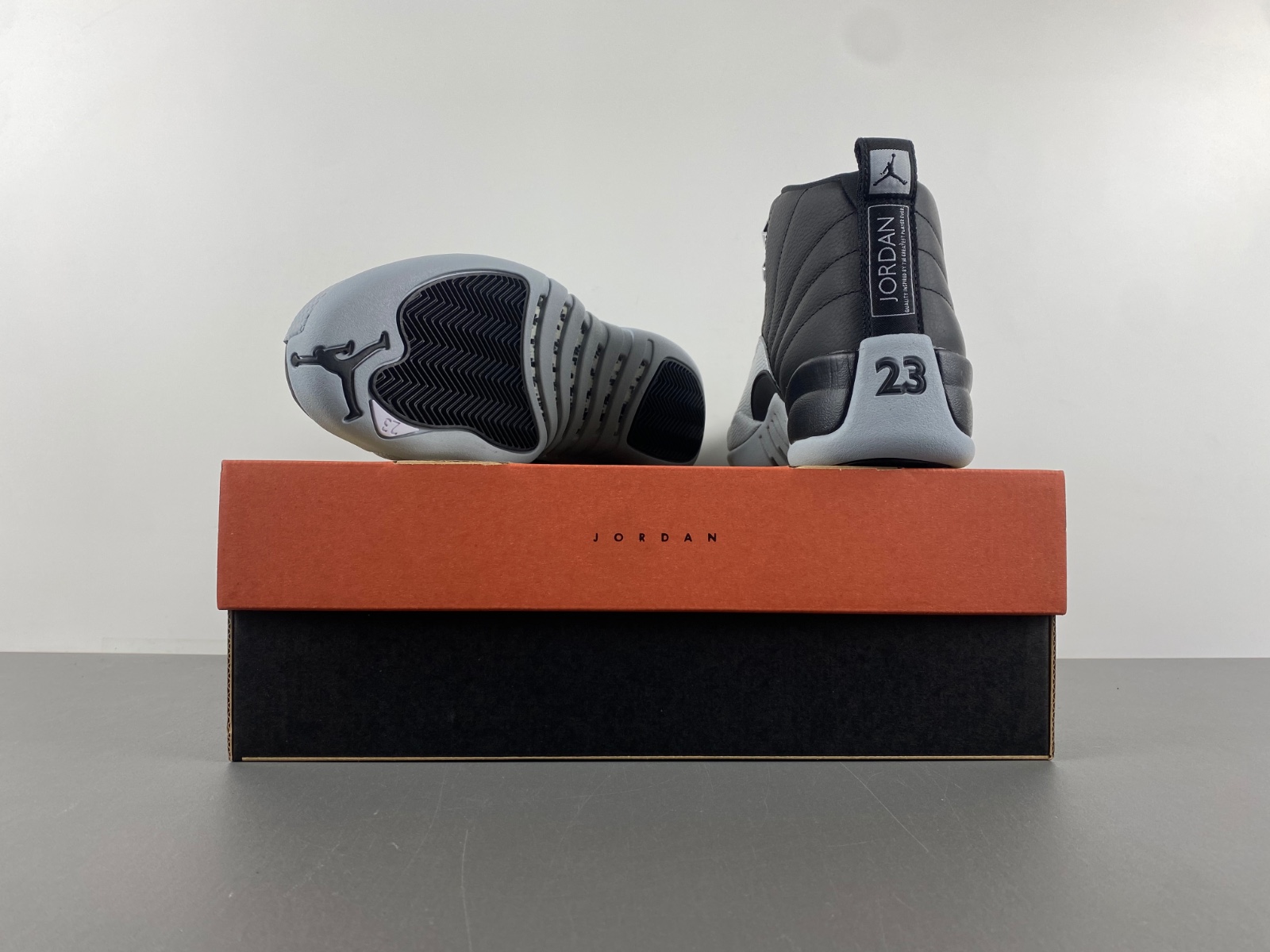 Jordan 12 Retro Barons CT8013-010