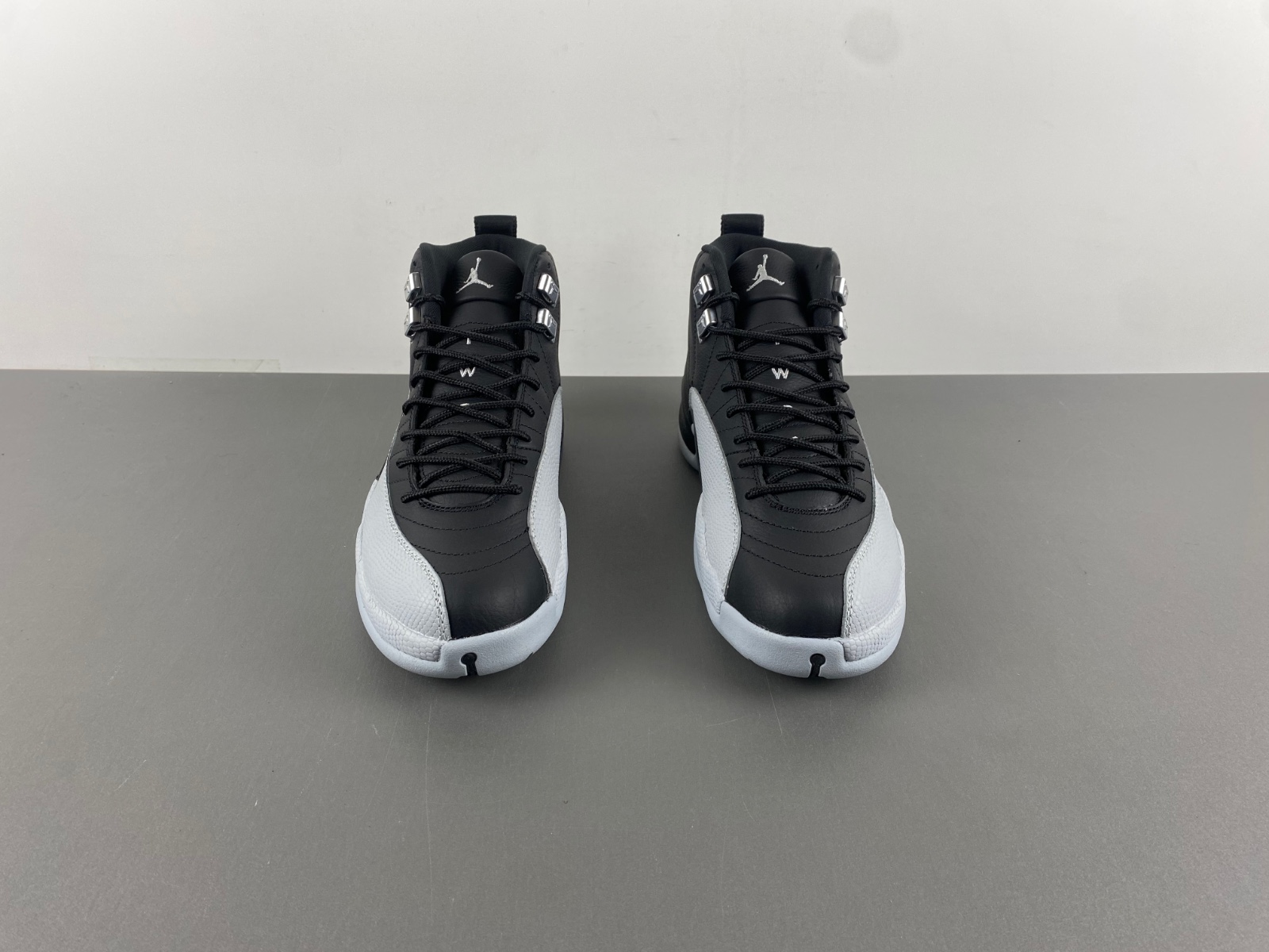 Jordan 12 Retro Barons CT8013-010