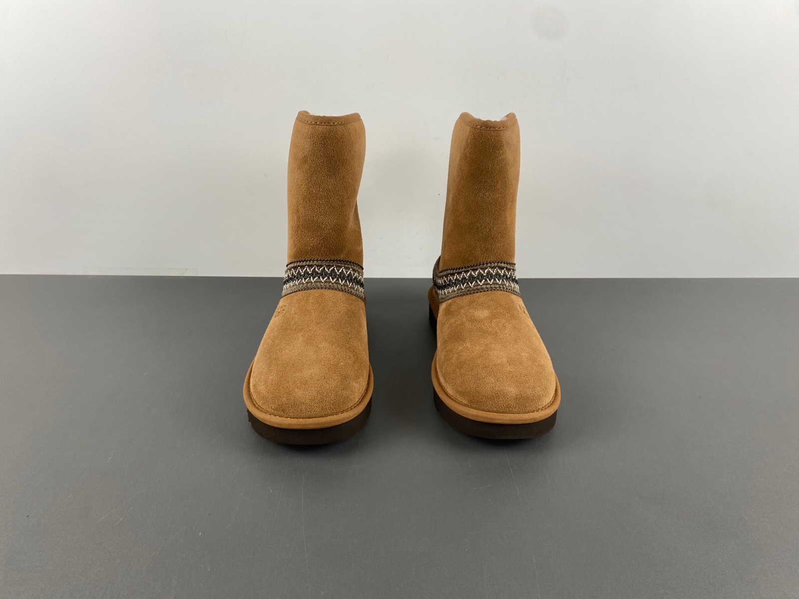 UGG  maroon  W/1161770