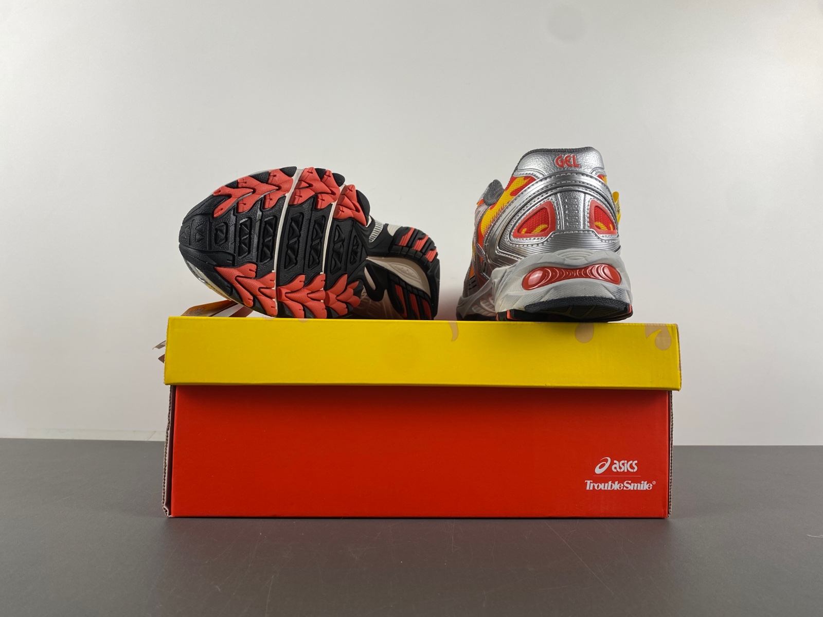 Asics Gel-Kahana TR V4    1203A653-750