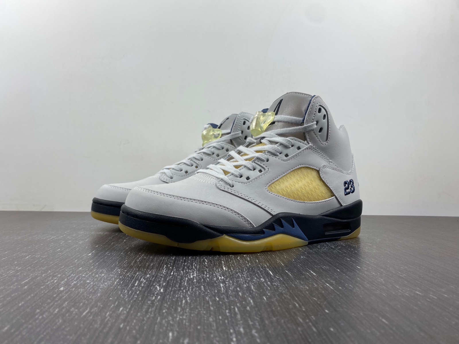 Air Jordan 5 Retro A Ma Maniére Dawn FZ5758-004