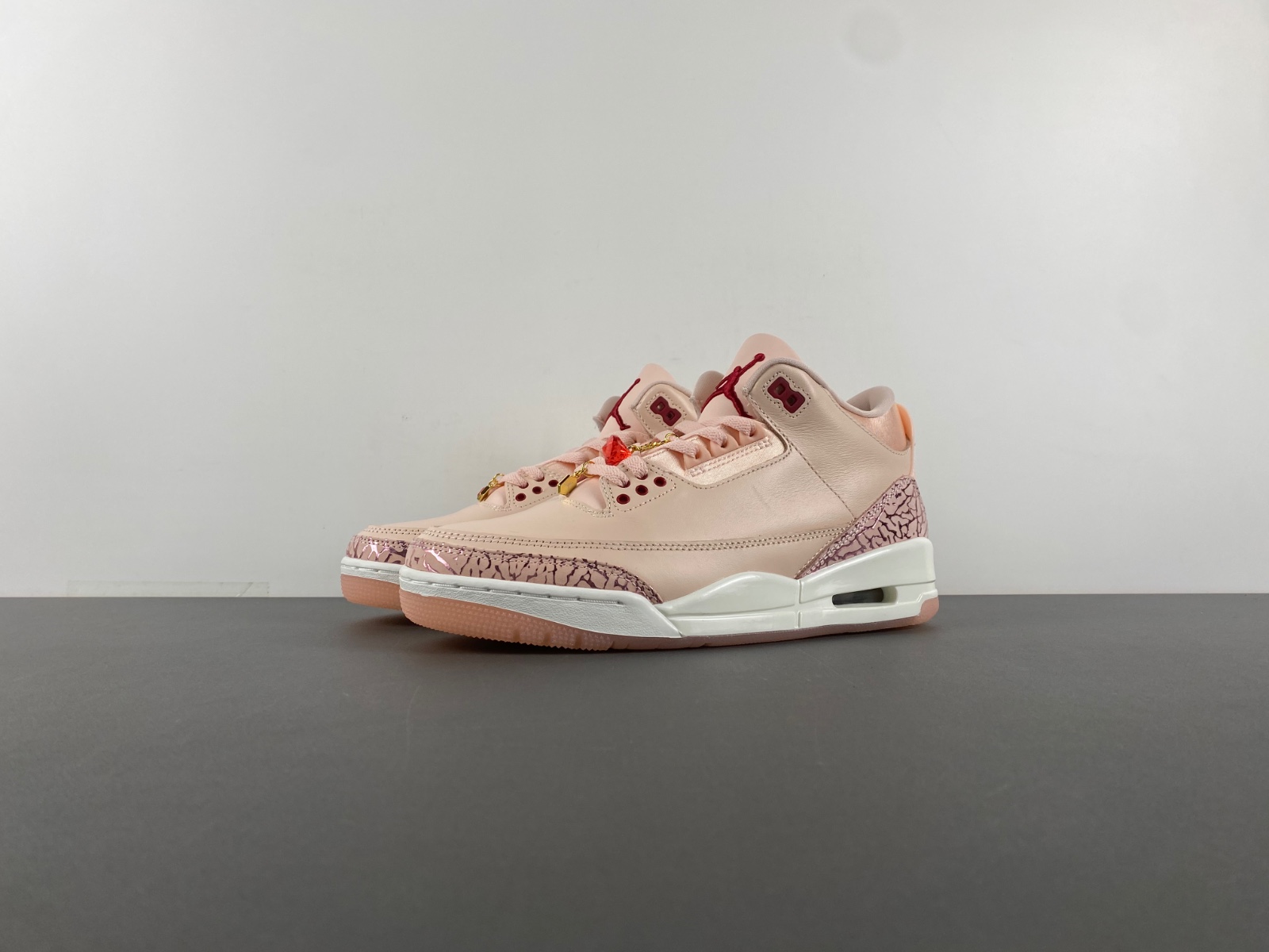 Air Jordan 3 WMNS HJ0178-600