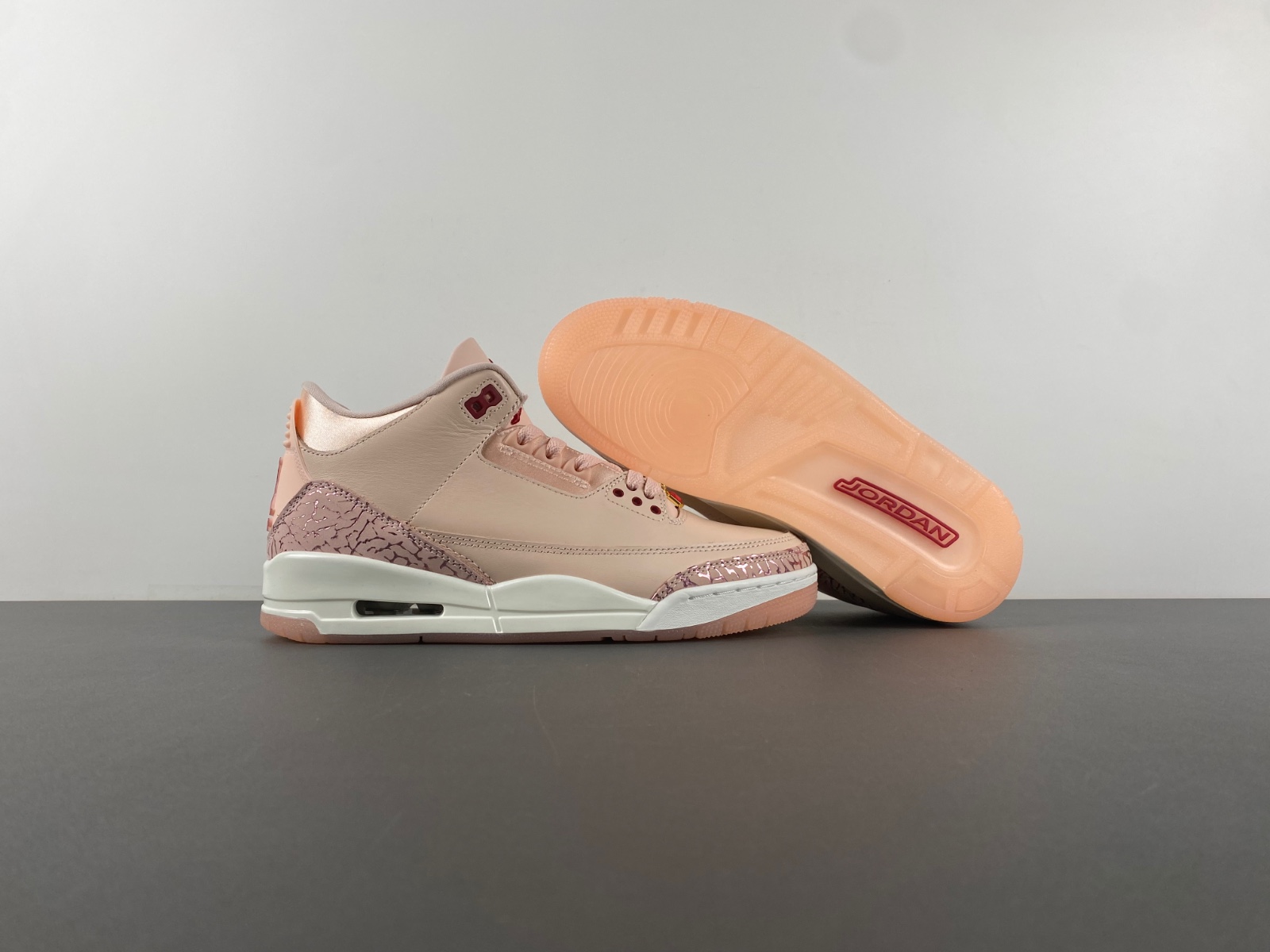 Air Jordan 3 WMNS HJ0178-600