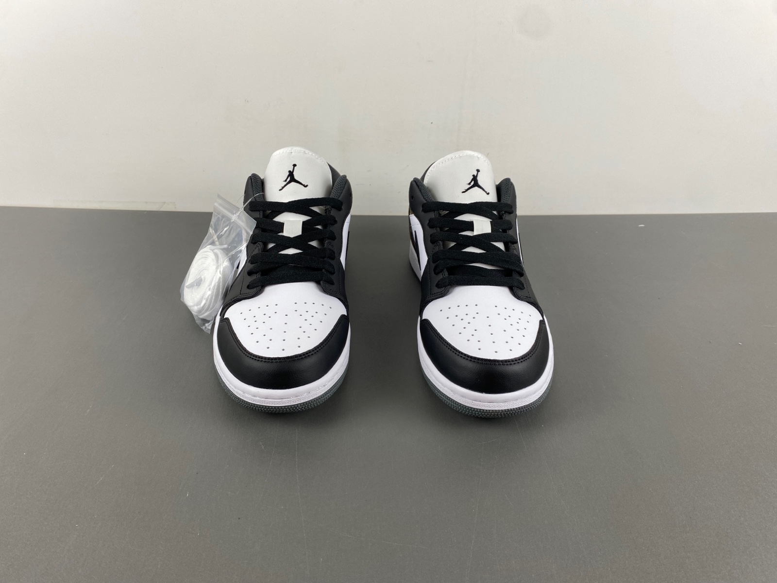 Air Jordan 1 Low 553558-152