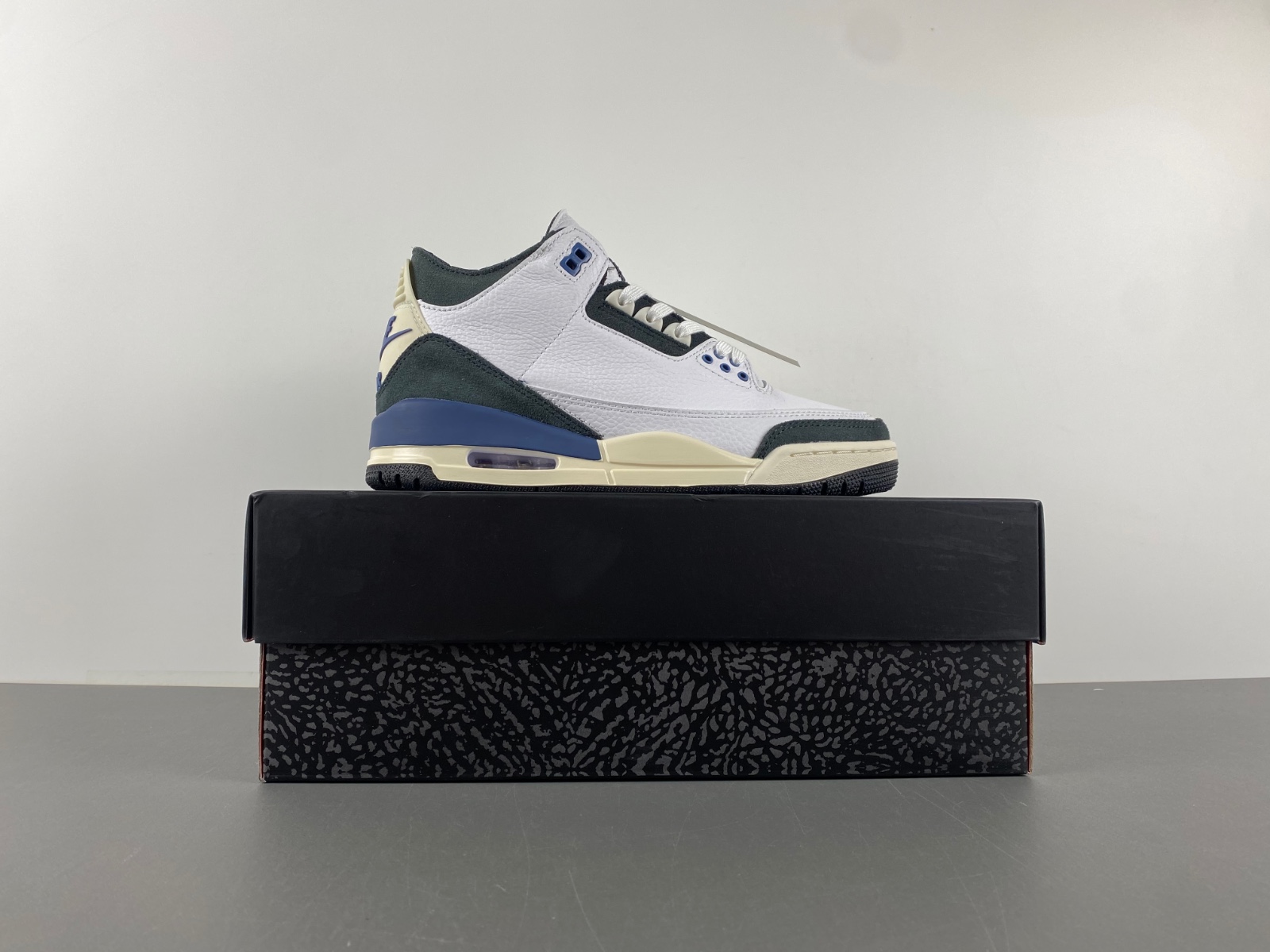 A Ma Maniére x Air Jordan 3 OG SP “Diffused Blue” HV8571-100