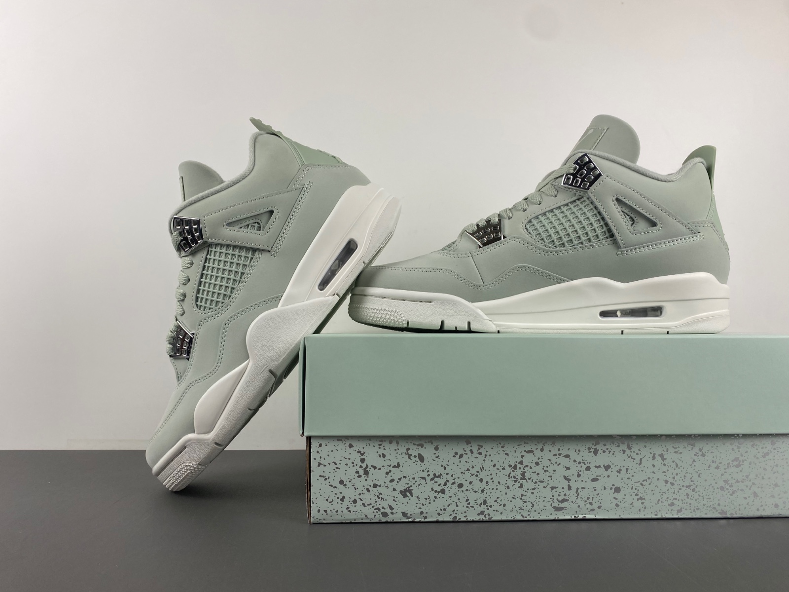 Air Jordan 4 “Seafoam”HV0823-003