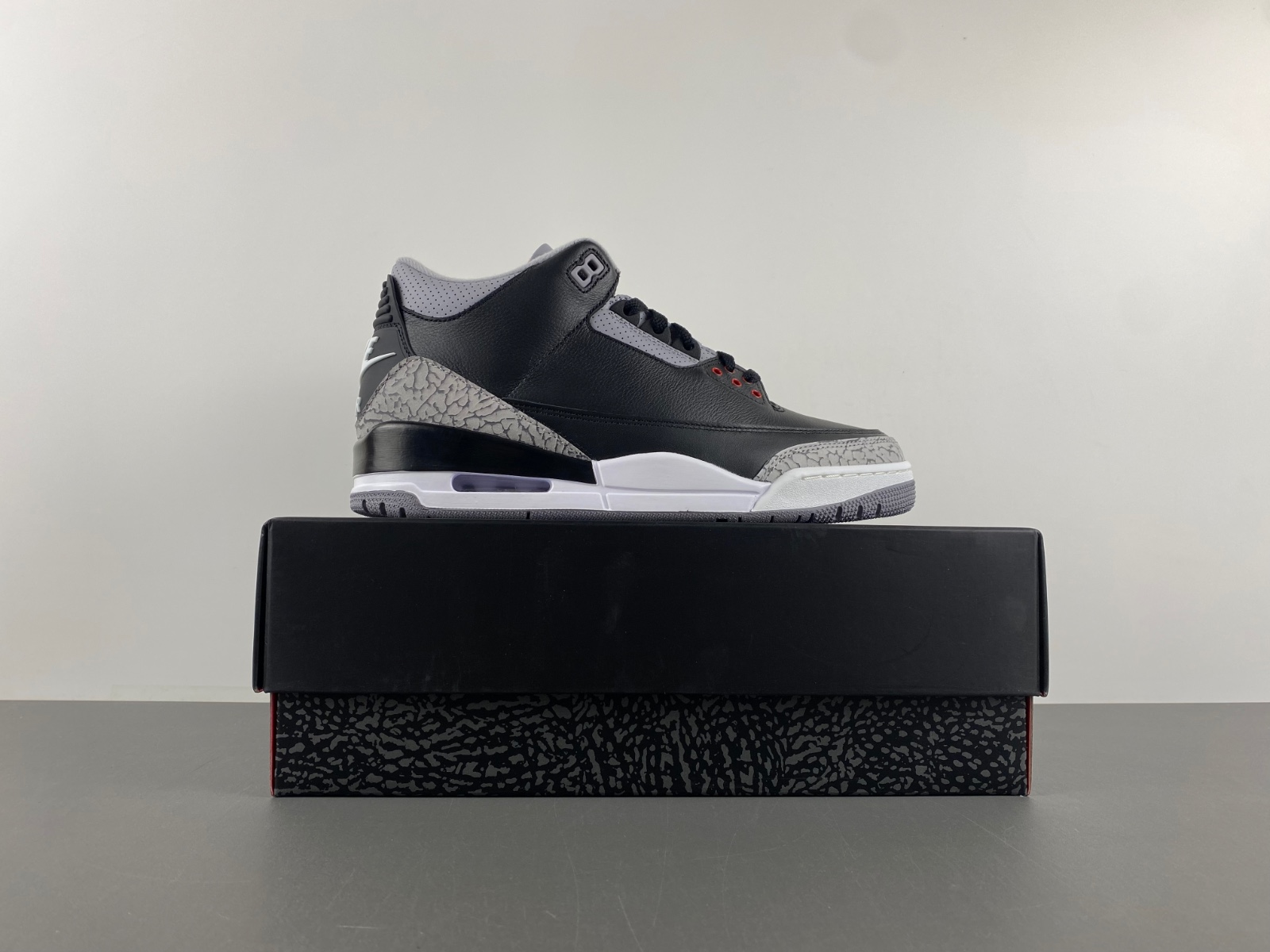 Air Jordan 3 OG “Black Cement” DN3707-010