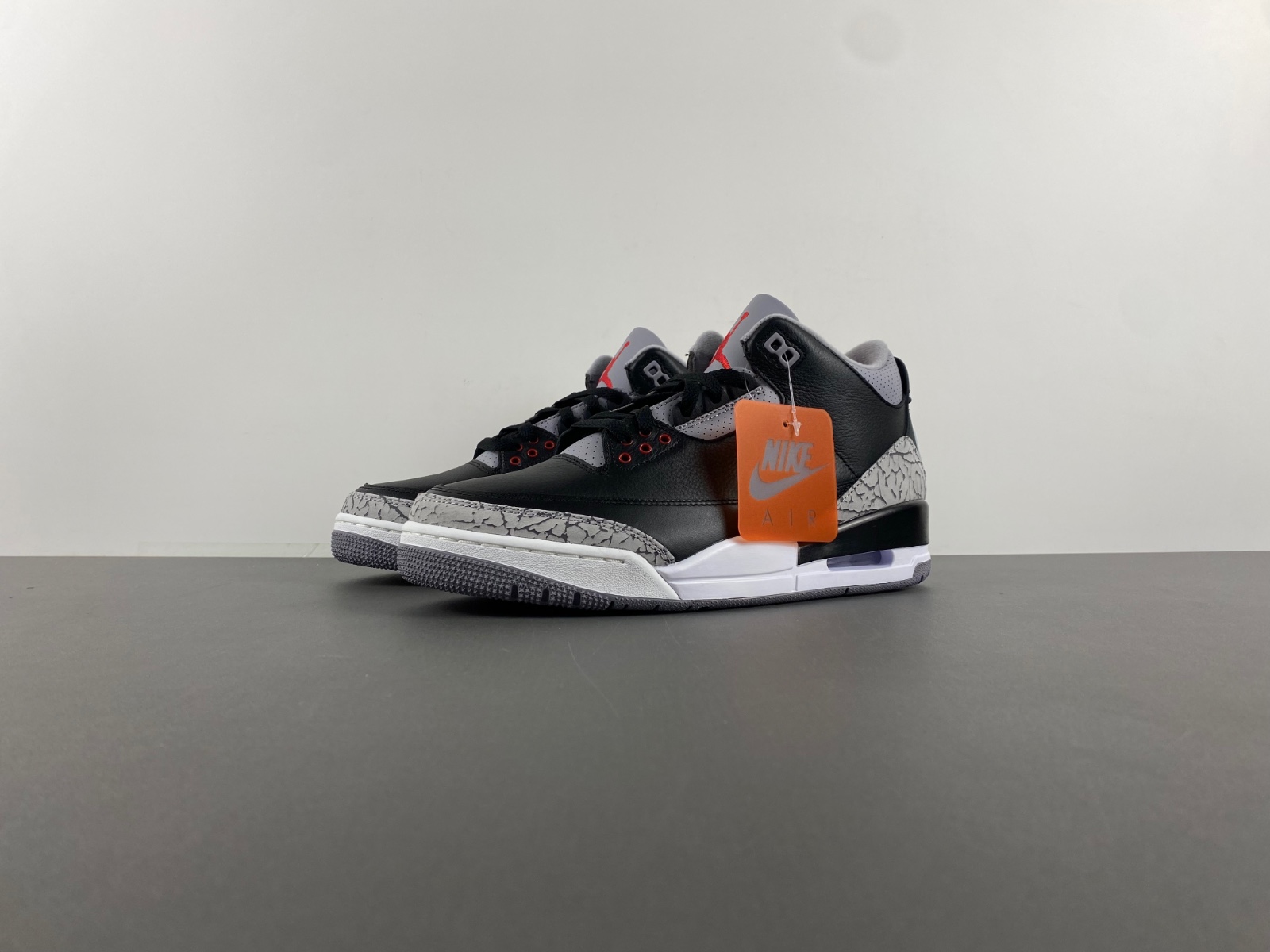 Air Jordan 3 OG “Black Cement” DN3707-010