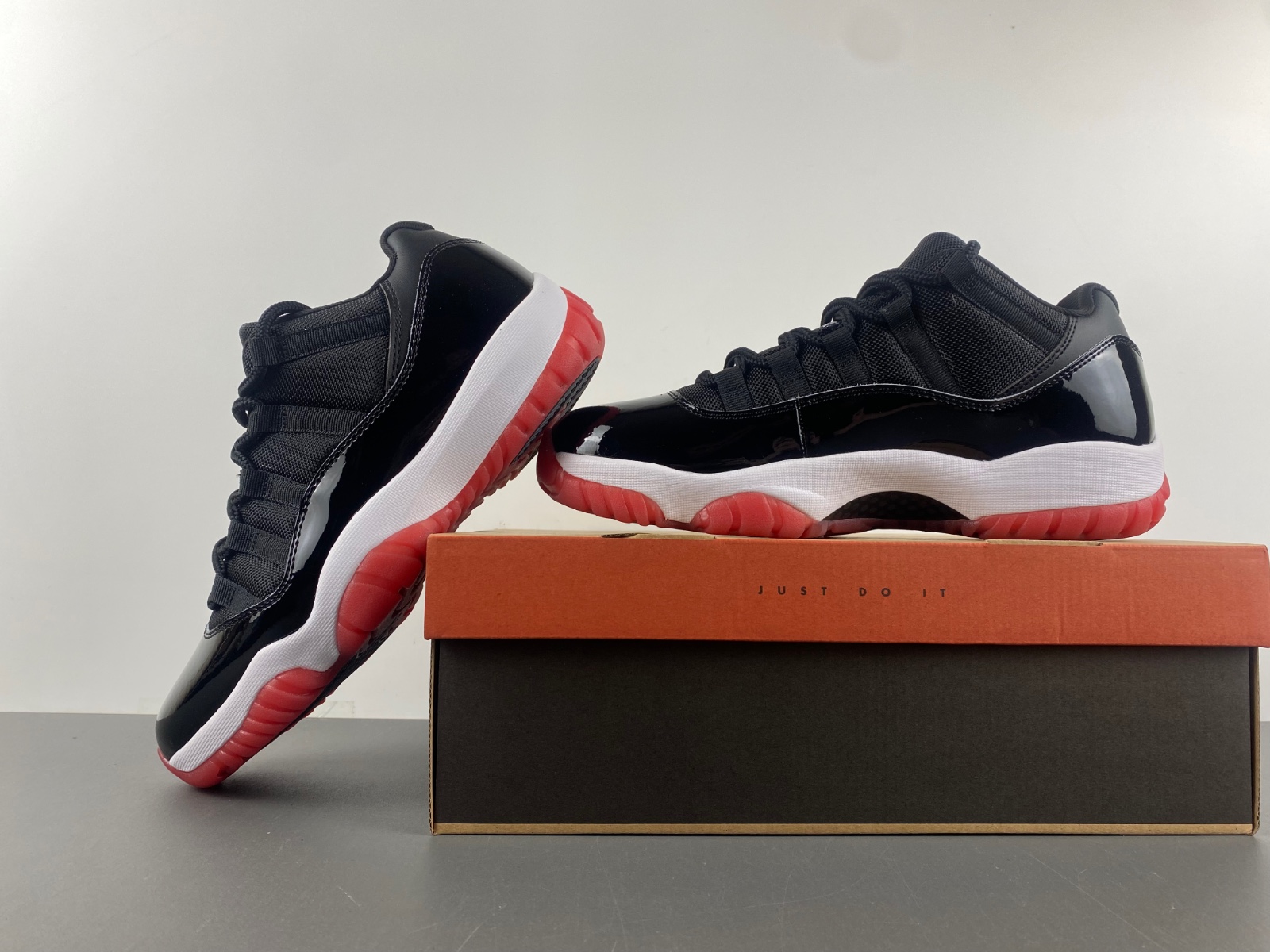 Air Jordan 11 Low “Bred” FV5104-006