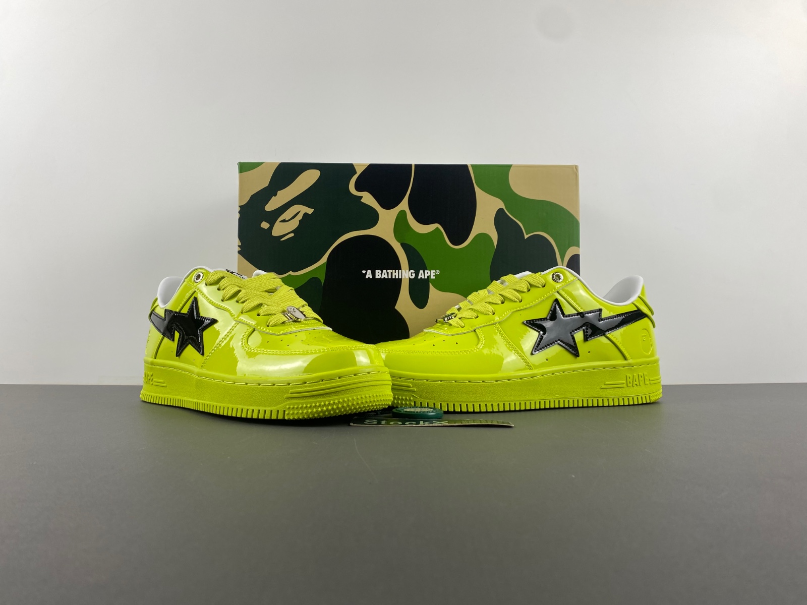 BAPE STA Fluorescent green black