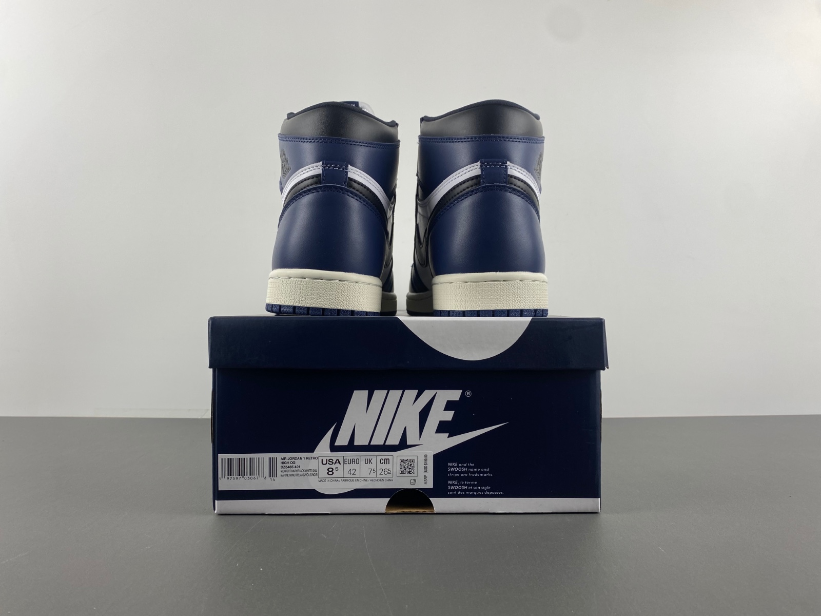 Jordan 1 Retro High OG Midnight Navy DZ5485-401