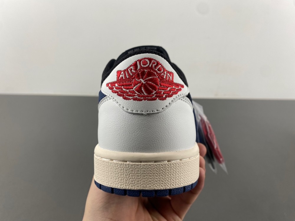 Travis Scott x Air Jordan 1 Low OG DM7866-202