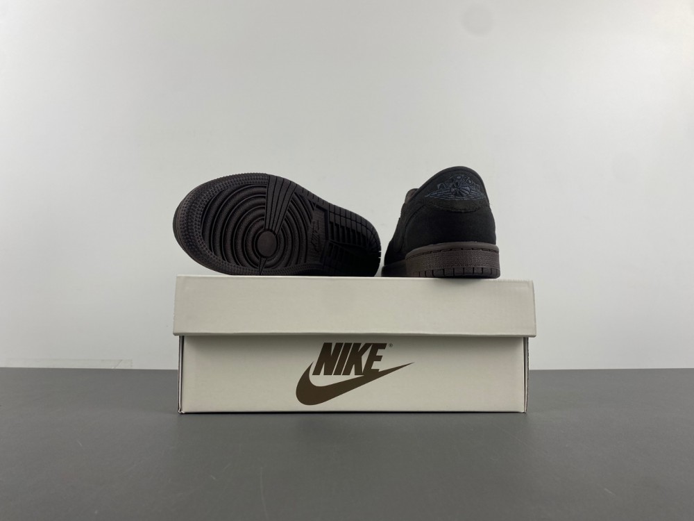 Travis Scott x Air Jordan 1 Low OG   DM7866-202