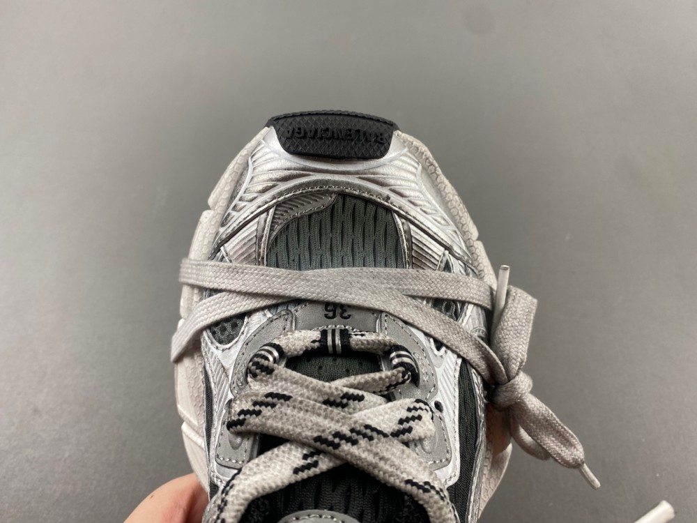Balenciaga 3XL  734731 W3XGM1190