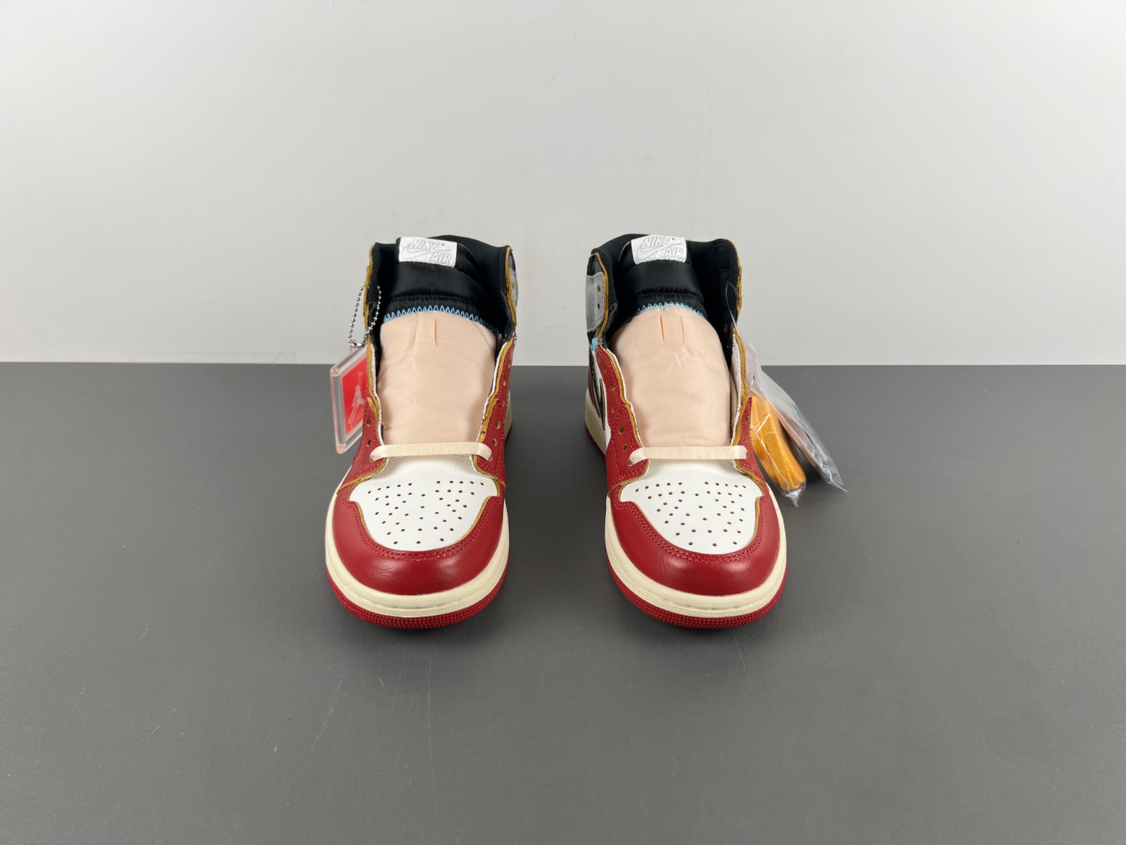 Union LA x Air Jordan 1 High OG “Chicago” HV8563-600