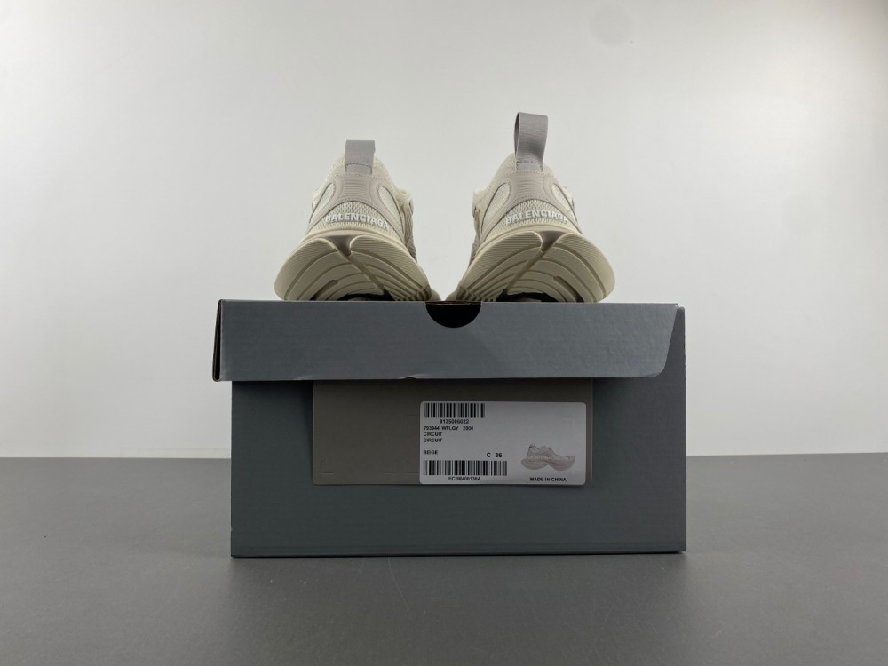 BALENCIAGA   793944 WFLGY 2000