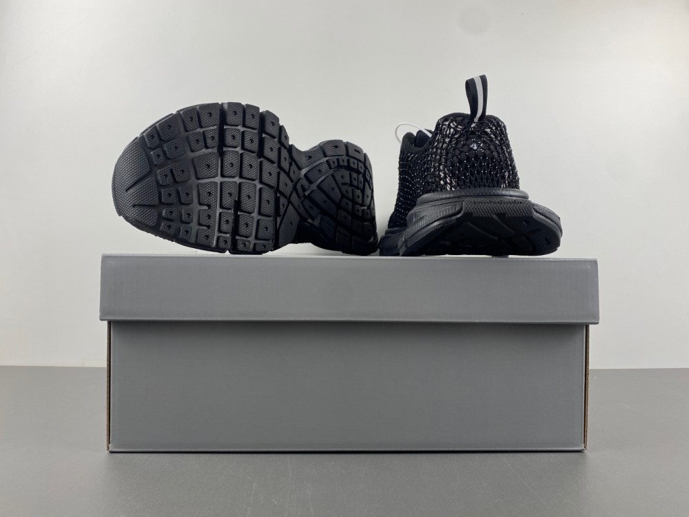 Balenciaga  Phantom Sneaker 788819 W3XFN 0120