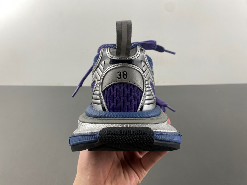 Balenciaga 3XL  734731 W3XGM5140